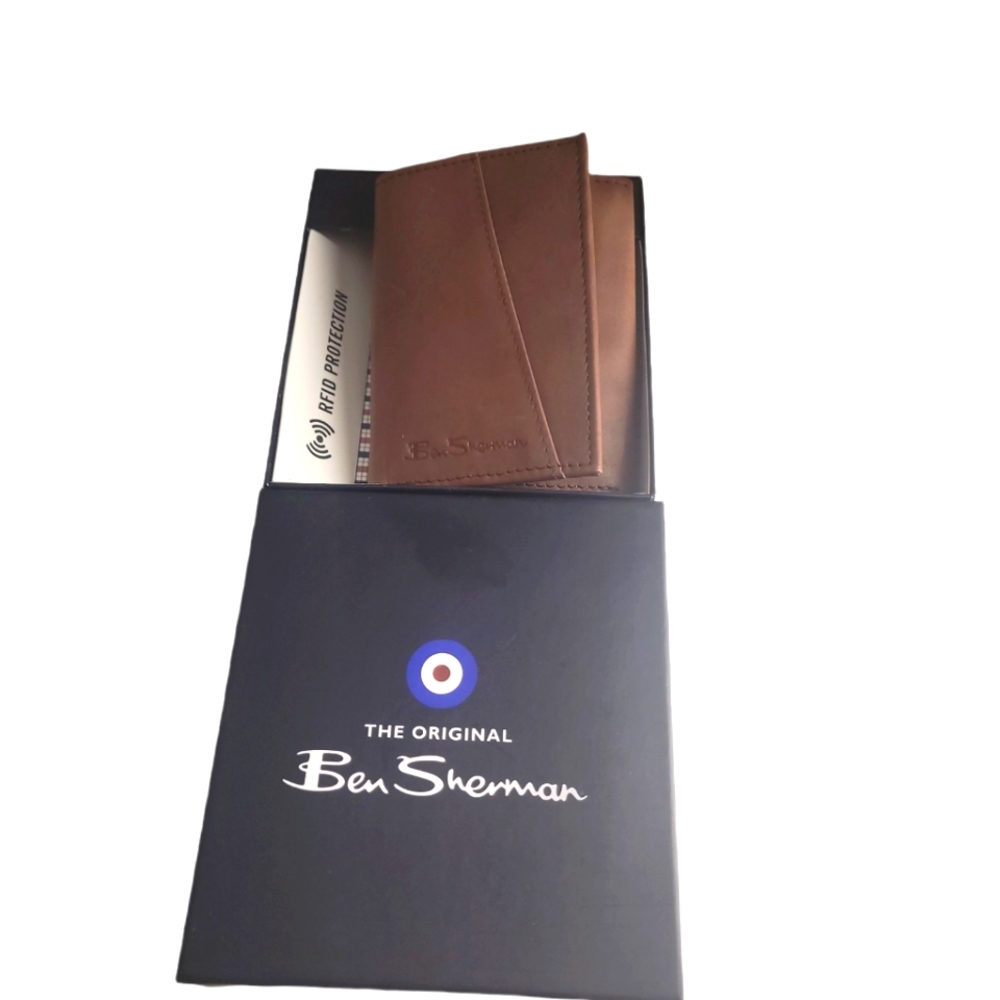 New Ben Sherman brown leather Wallet